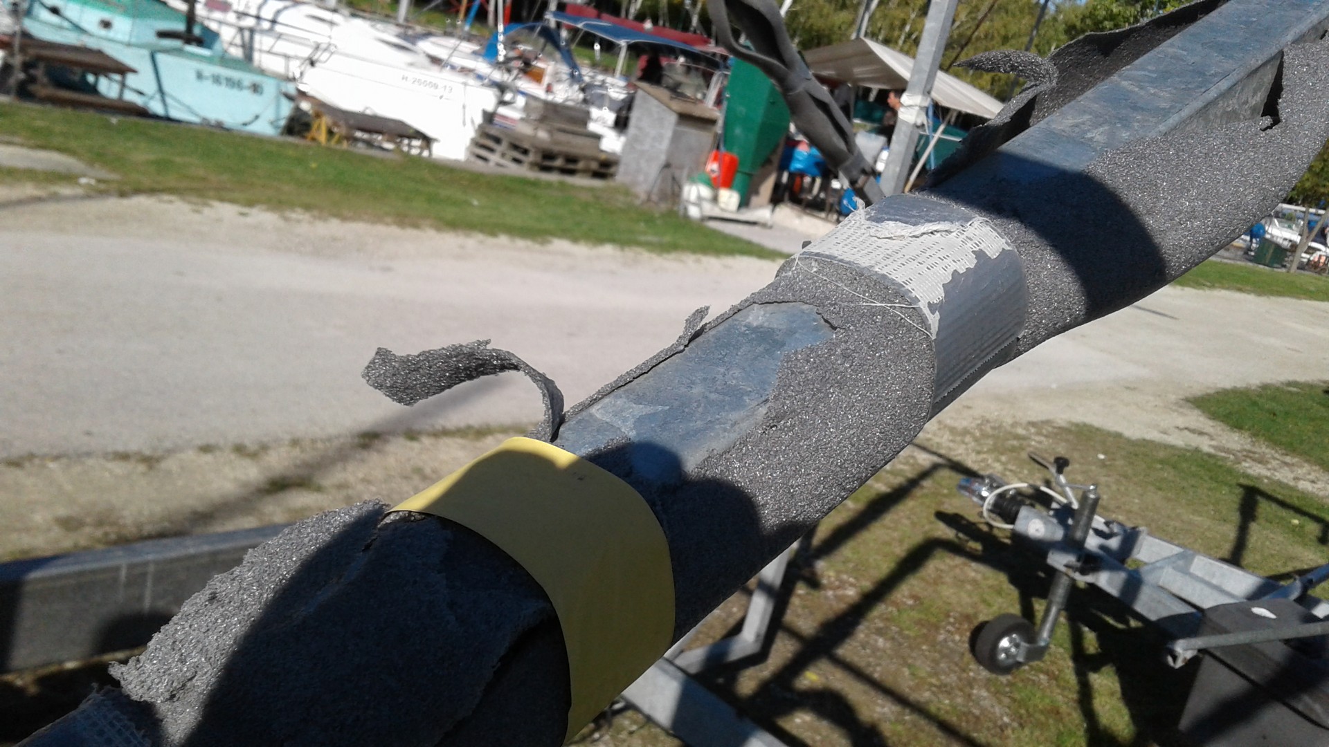 utanfuto210GHOGgjEe7Ev